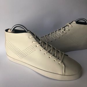 Men's fashion sneakers